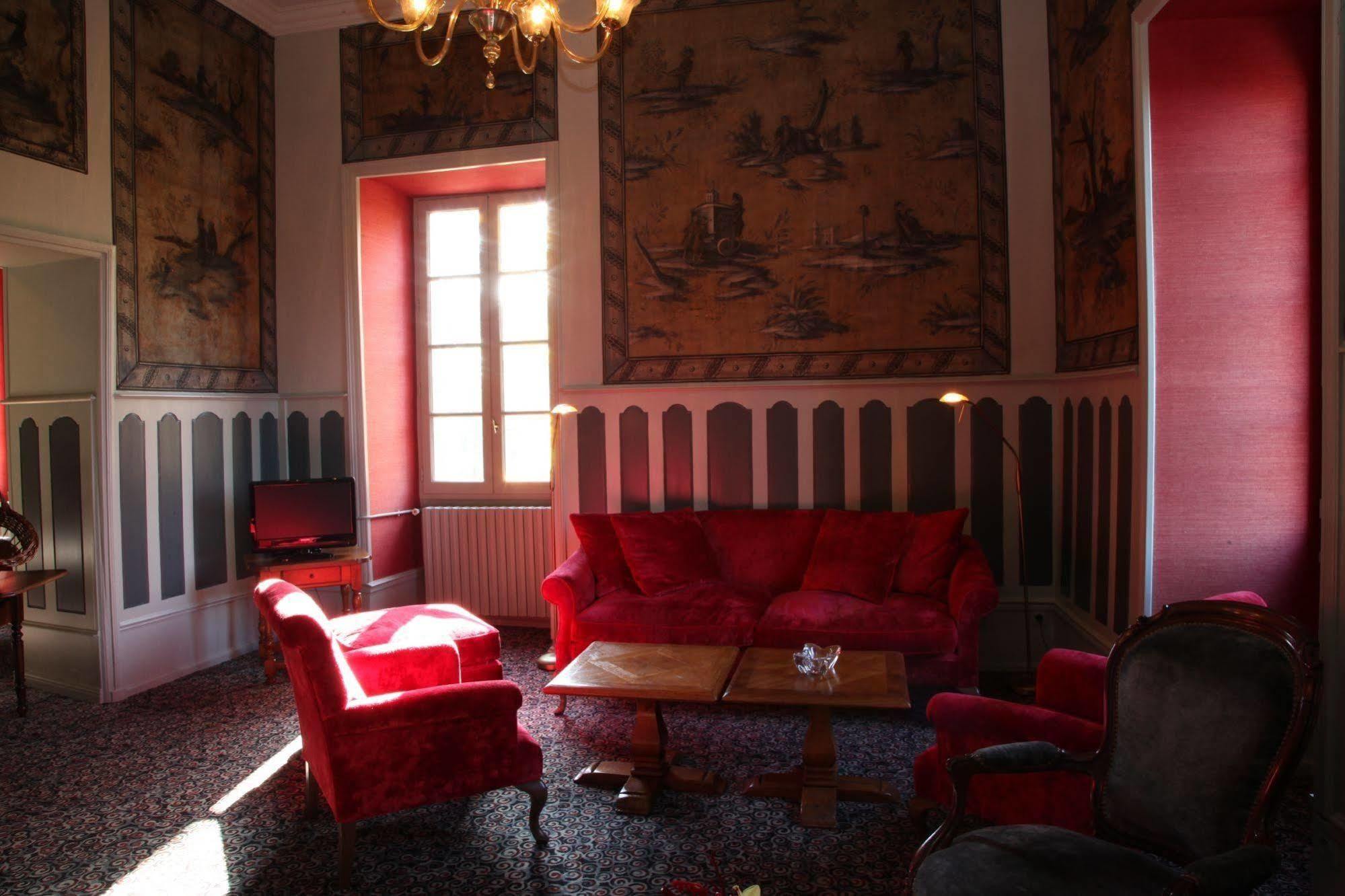 Hotel Chateau De Castel Novel - Les Collectionneurs Varetz Exterior foto
